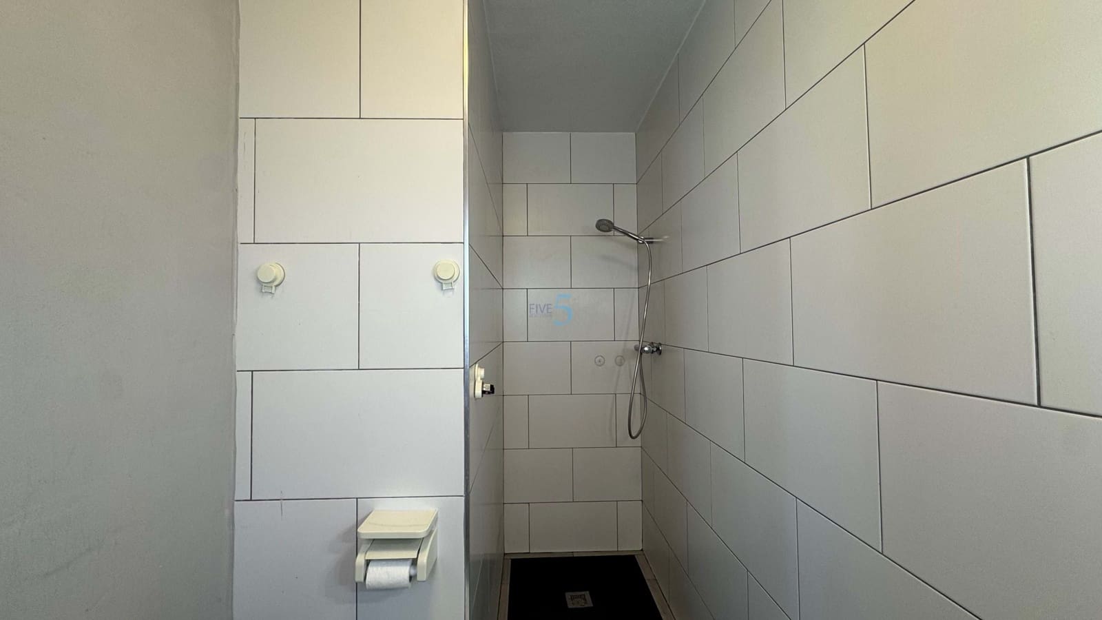 6 bedroom Villa for sale in Villamartin with pool - € 425,000 (Ref: 8878856)