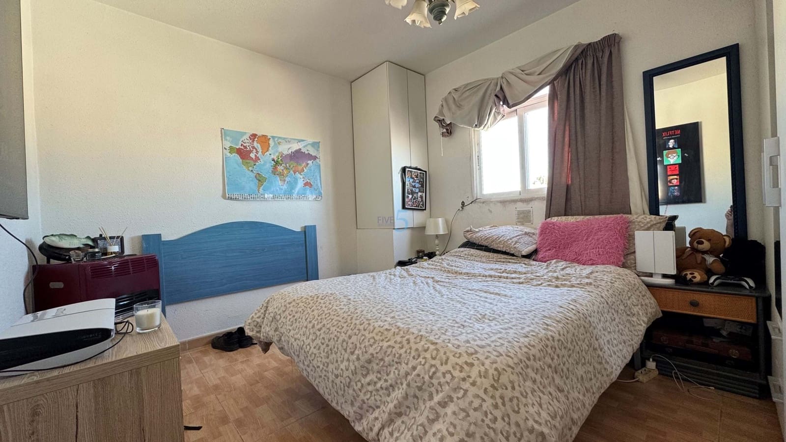 6 bedroom Villa for sale in Villamartin with pool - € 425,000 (Ref: 8878856)