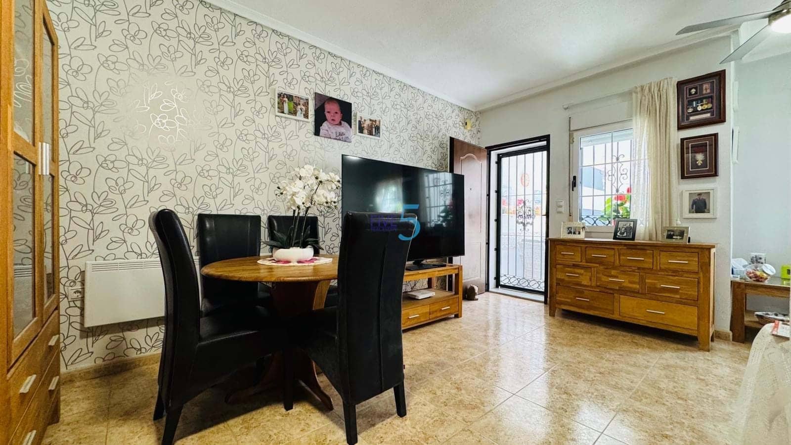 3 soverom Hus til salgs i Villamartin med svømmebasseng - € 170 000 (Ref: 8885614)