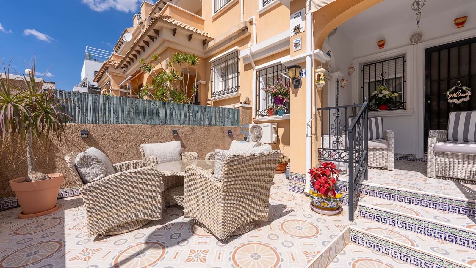 3 soverom Hus til salgs i Villamartin med svømmebasseng - € 170 000 (Ref: 8885614)