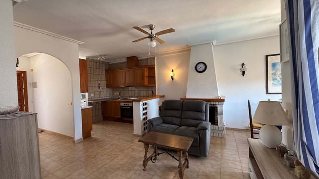 2 soverom Penthouse til salgs i Punta Prima, Orihuela med svømmebasseng - € 144 900 (Ref: 8888955)