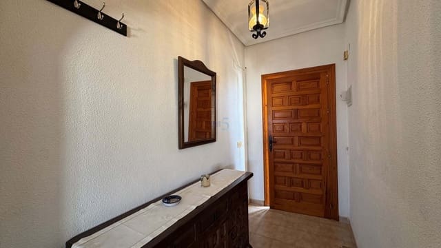 2 soverom Penthouse til salgs i Punta Prima, Orihuela med svømmebasseng - € 144 900 (Ref: 8888955)