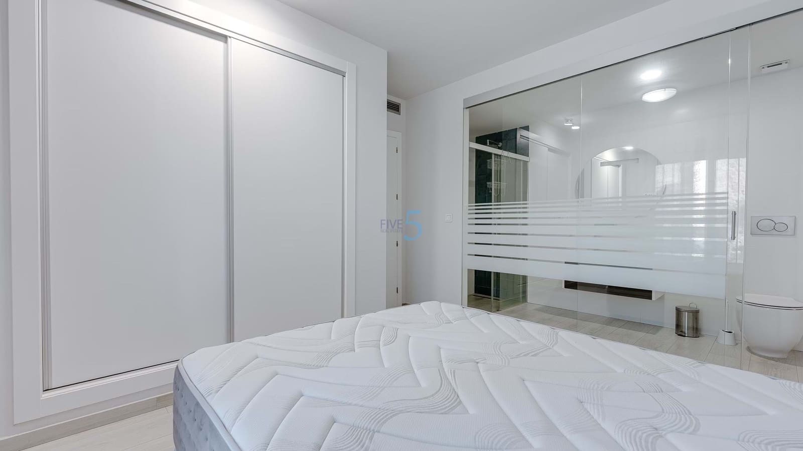 2 bedroom Apartment for sale in Villamartin with pool garage - € 249,500 (Ref: 8894313)