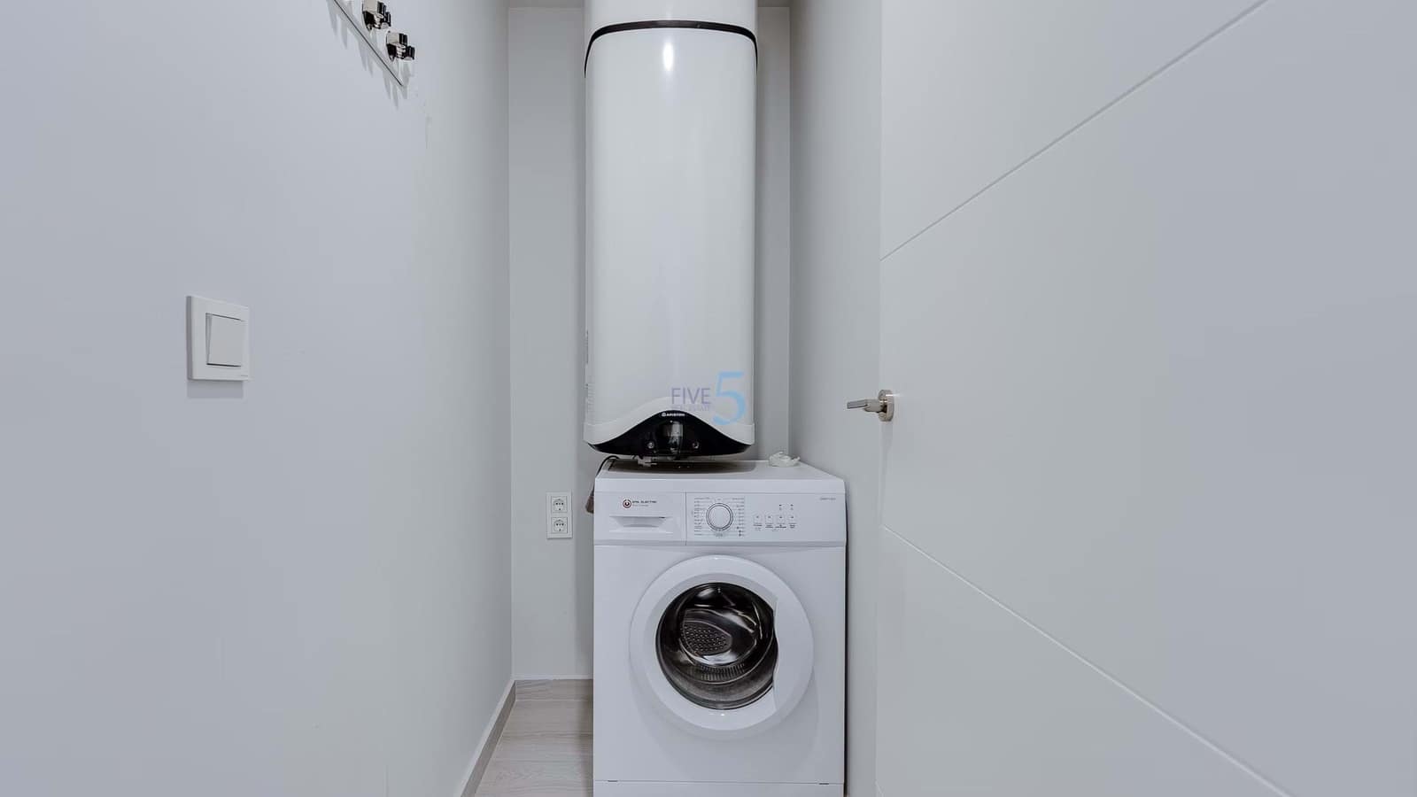 2 bedroom Apartment for sale in Villamartin with pool garage - € 249,500 (Ref: 8894313)