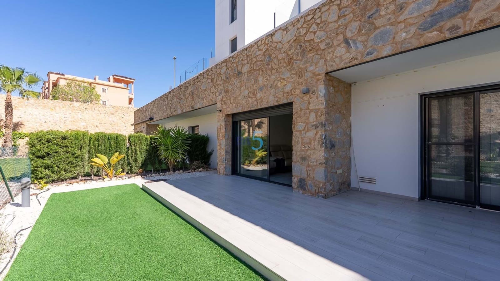 2 bedroom Apartment for sale in Villamartin with pool garage - € 249,500 (Ref: 8894313)