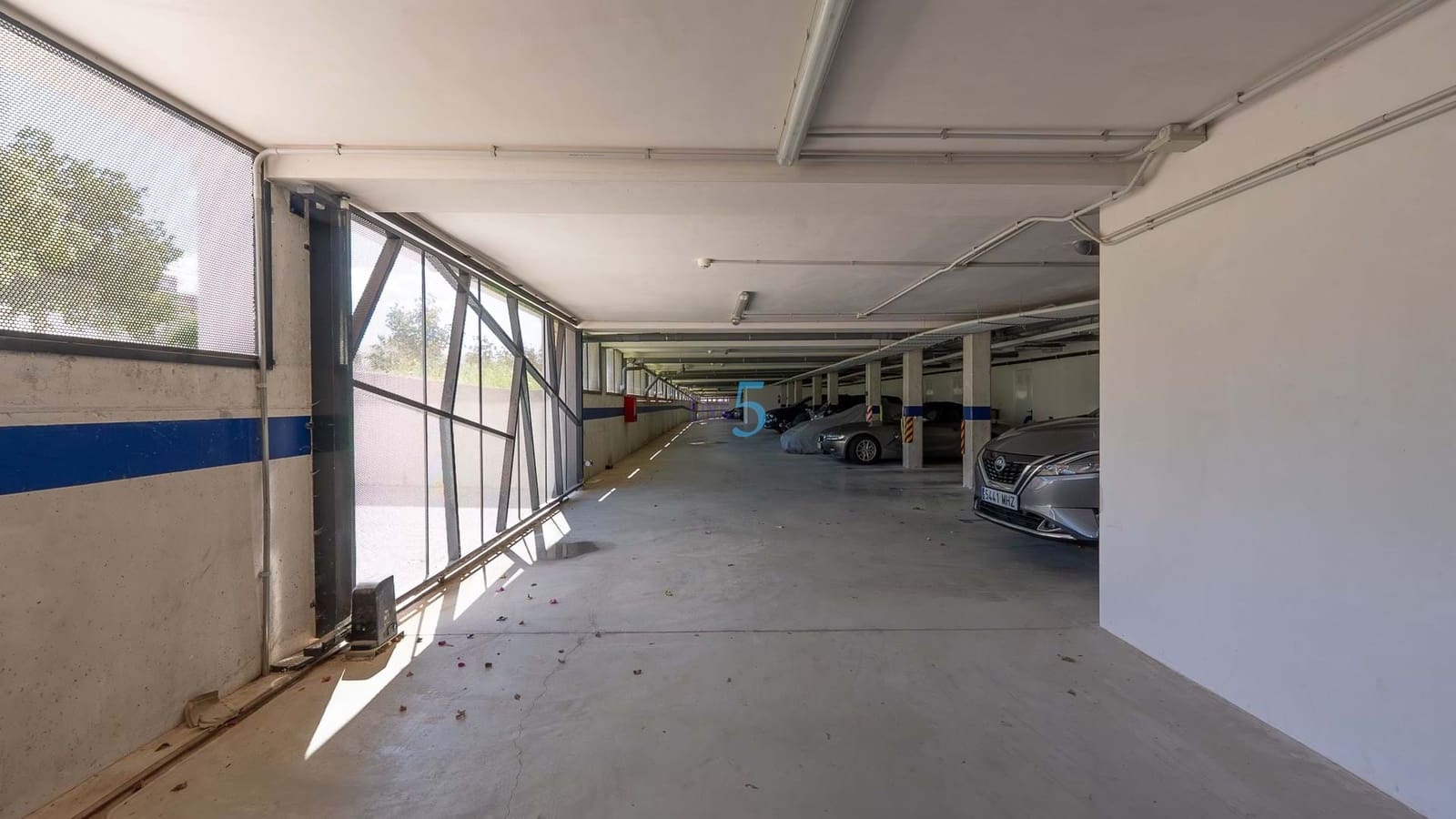 2 bedroom Apartment for sale in Villamartin with pool garage - € 249,500 (Ref: 8894313)