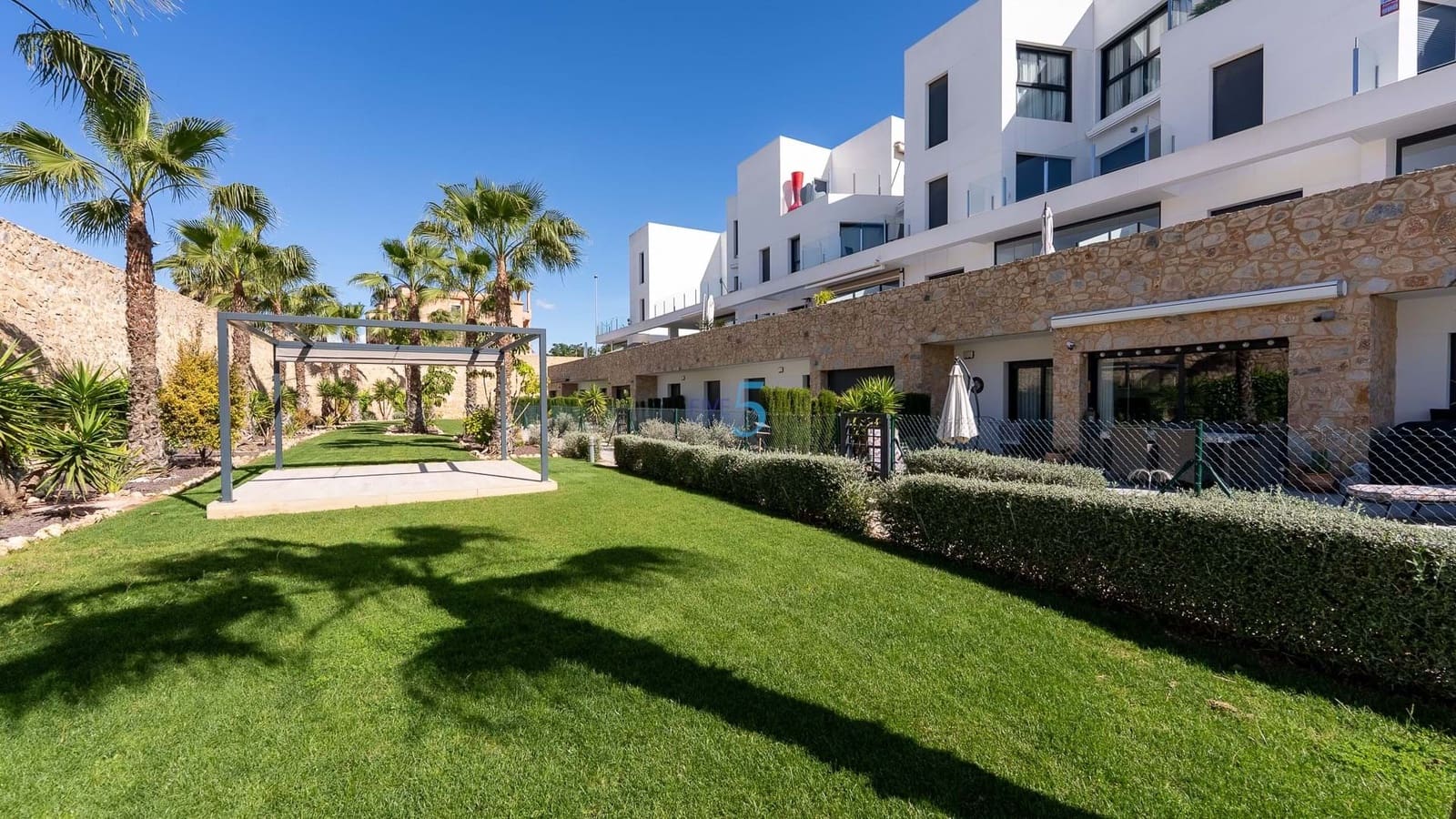 2 bedroom Apartment for sale in Villamartin with pool garage - € 249,500 (Ref: 8894313)