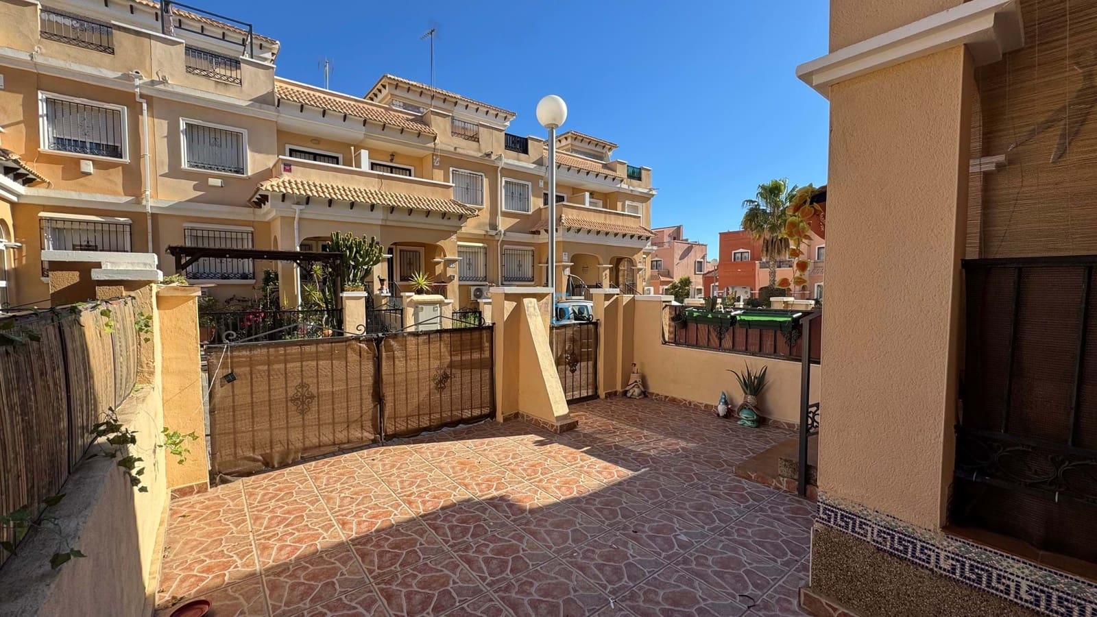 3 sypialnia Dom na sprzedaż w Villamartin z basenem garażem - 164 900 € (Ref: 8896034)