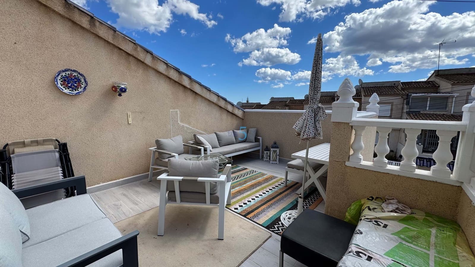 3 bedroom Villa for sale in Villamartin with pool garage - € 198,000 (Ref: 8898044)