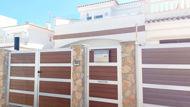 4 bedroom Townhouse for sale in Lo Pagan, San Pedro del Pinatar with pool - € 270,000 (Ref: 8901484)