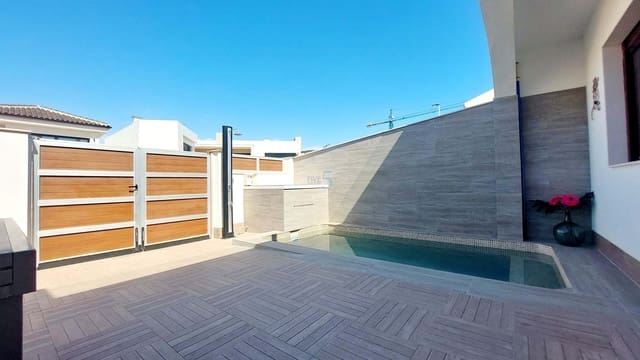 4 bedroom Townhouse for sale in Lo Pagan, San Pedro del Pinatar with pool - € 270,000 (Ref: 8901484)