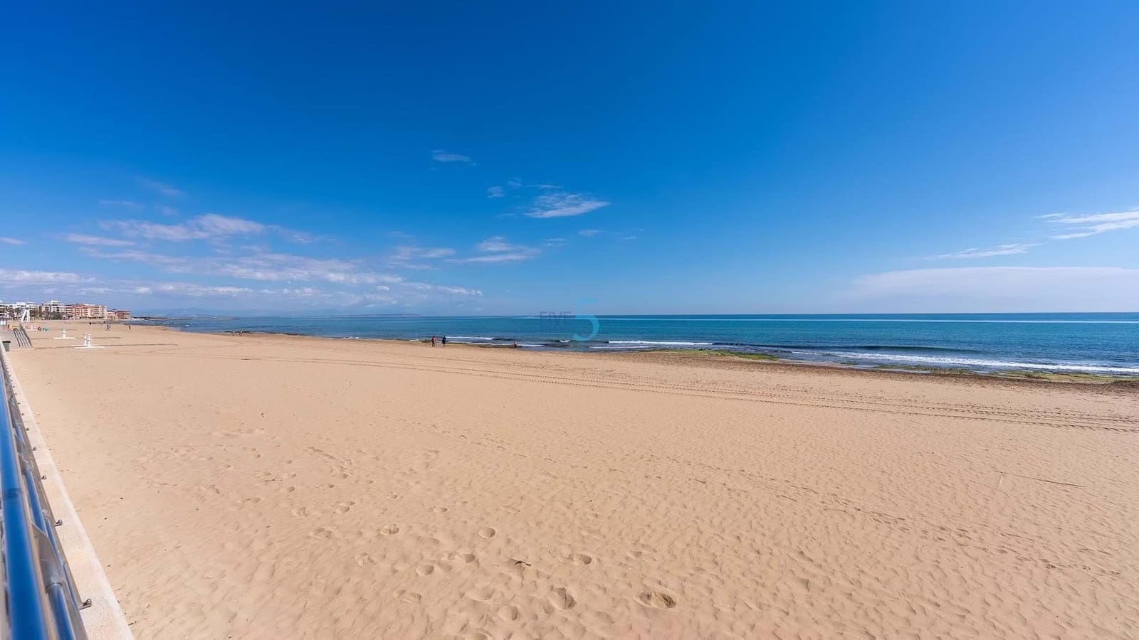 Studio til salg i La Mata med swimmingpool - € 89.999 (Ref: 8910103)