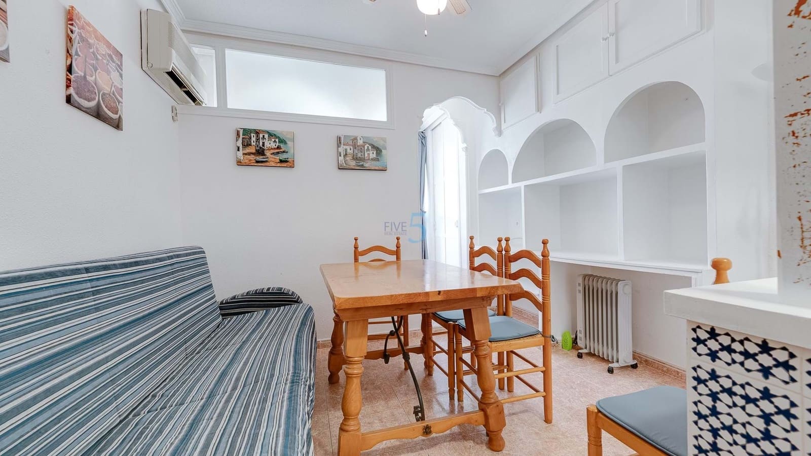 Studio til salg i La Mata med swimmingpool - € 89.999 (Ref: 8910103)