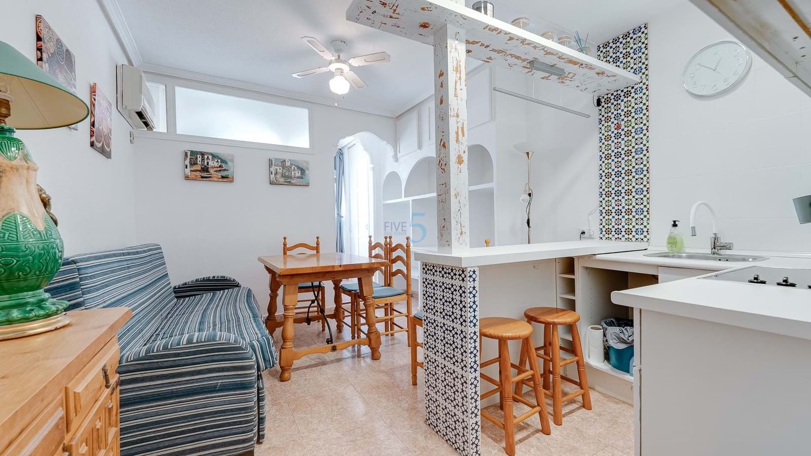 Studio til salg i La Mata med swimmingpool - € 89.999 (Ref: 8910103)