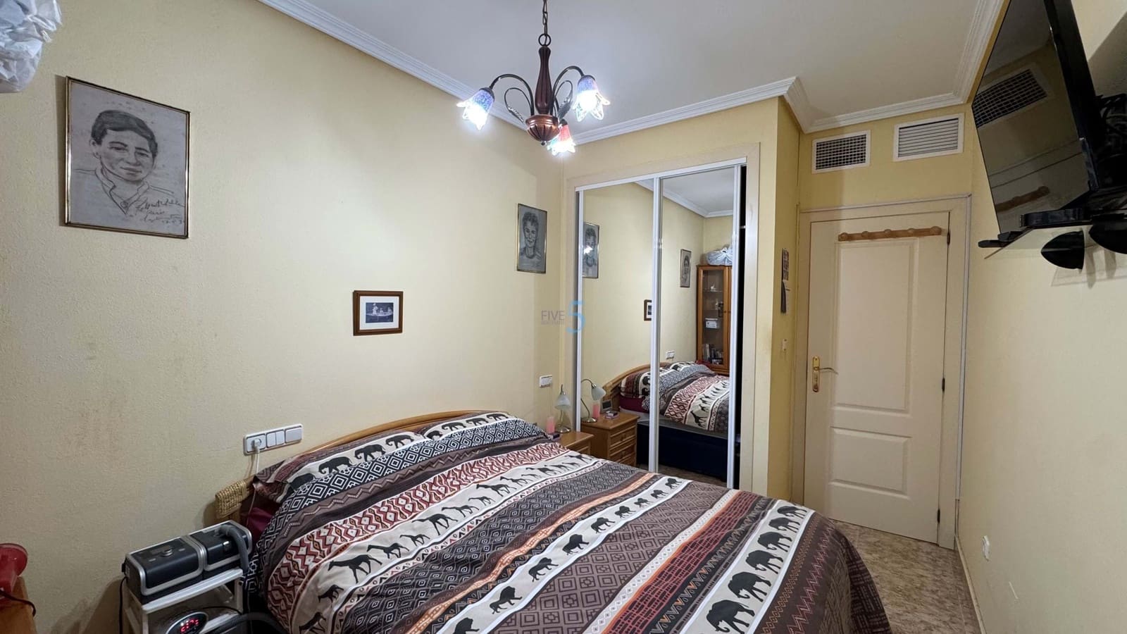 Apartamento de 2 habitaciones en La Zenia en venta con piscina garaje - 149.000 € (Ref: 8912360)