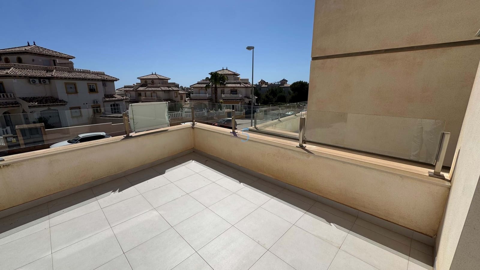 3 chambre Villa/Maison à vendre à Orihuela Costa avec piscine garage - 389 000 € (Ref: 8920432)
