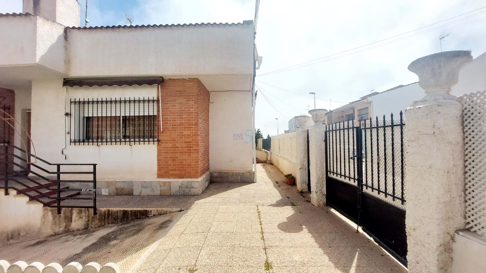4 chambre Villa/Maison Semi-Mitoyenne à vendre à San Pedro del Pinatar avec garage - 210 000 € (Ref: 8920901)