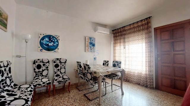 4 soverom Kjedet enebolig til salgs i San Pedro del Pinatar med garasje - € 210 000 (Ref: 8920901)