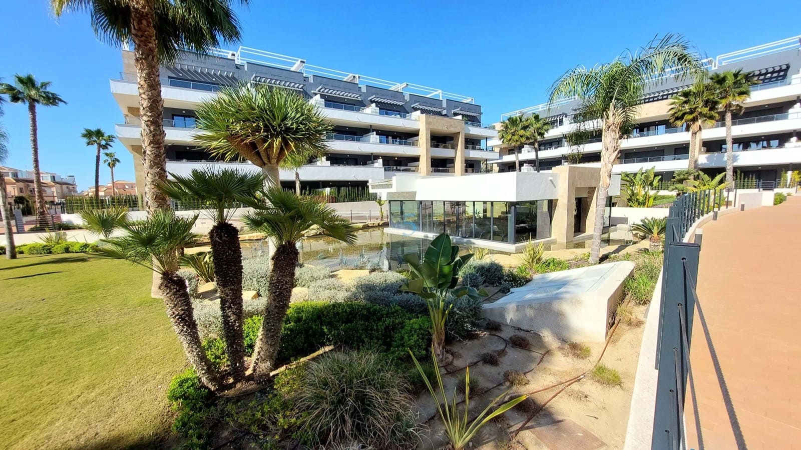 2 chambre Appartement à vendre à Playa Flamenca avec piscine garage - 499 000 € (Ref: 8924594)