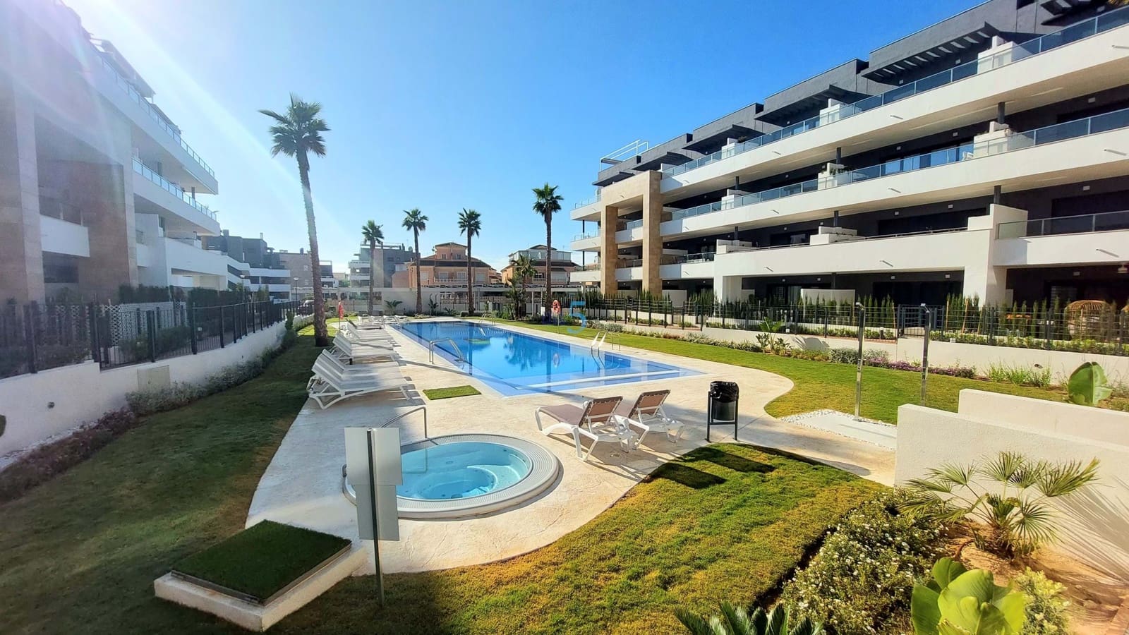 2 chambre Appartement à vendre à Playa Flamenca avec piscine garage - 499 000 € (Ref: 8924594)