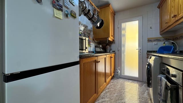 3 bedroom Townhouse for sale in Villamartin, Orihuela with pool - € 175,000 (Ref: 8924983)