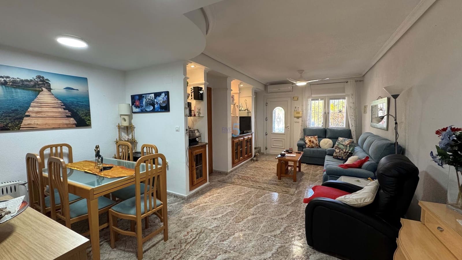 3 soverom Hus til salgs i Villamartin med svømmebasseng - € 175 000 (Ref: 8924983)