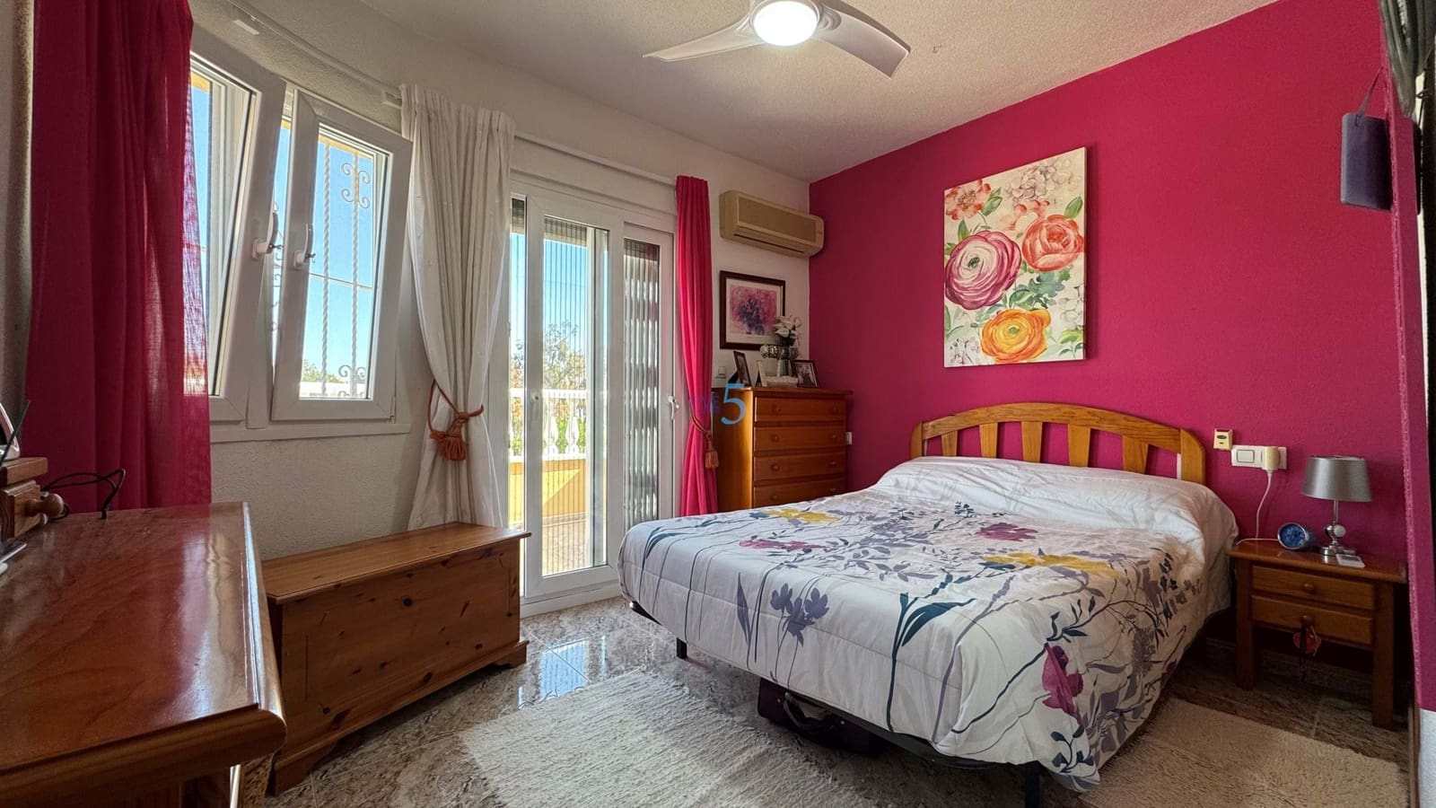 3 soverom Hus til salgs i Villamartin med svømmebasseng - € 175 000 (Ref: 8924983)