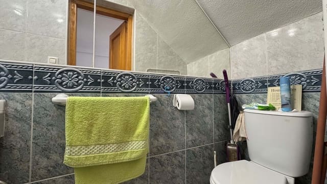 3 bedroom Townhouse for sale in Villamartin, Orihuela with pool - € 175,000 (Ref: 8924983)