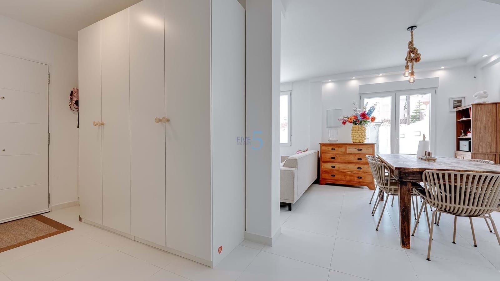 3 chambre Maison de Ville à vendre à Torrevieja avec piscine - 249 000 € (Ref: 8931779)