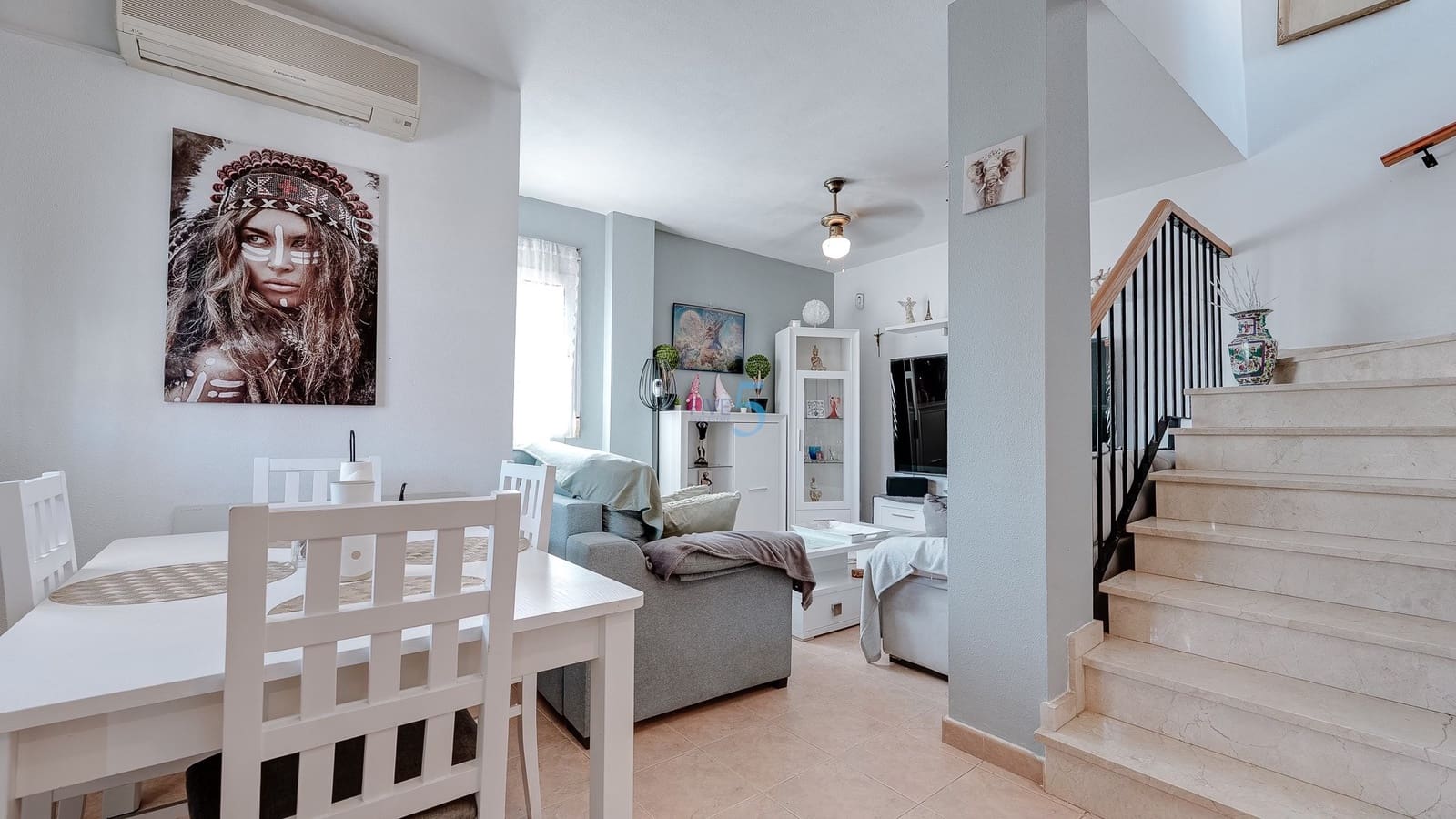 Pareado de 3 habitaciones en Torrevieja en venta con piscina - 165.000 € (Ref: 8934668)