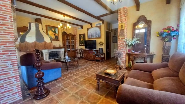 7 sovrum Hus till salu i Daya Nueva - 425 000 € (Ref: 8938057)