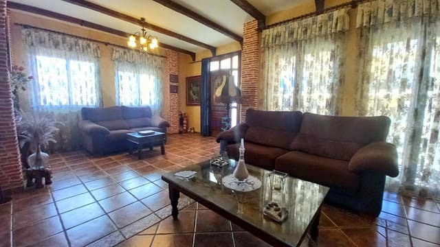 7 sovrum Hus till salu i Daya Nueva - 425 000 € (Ref: 8938057)