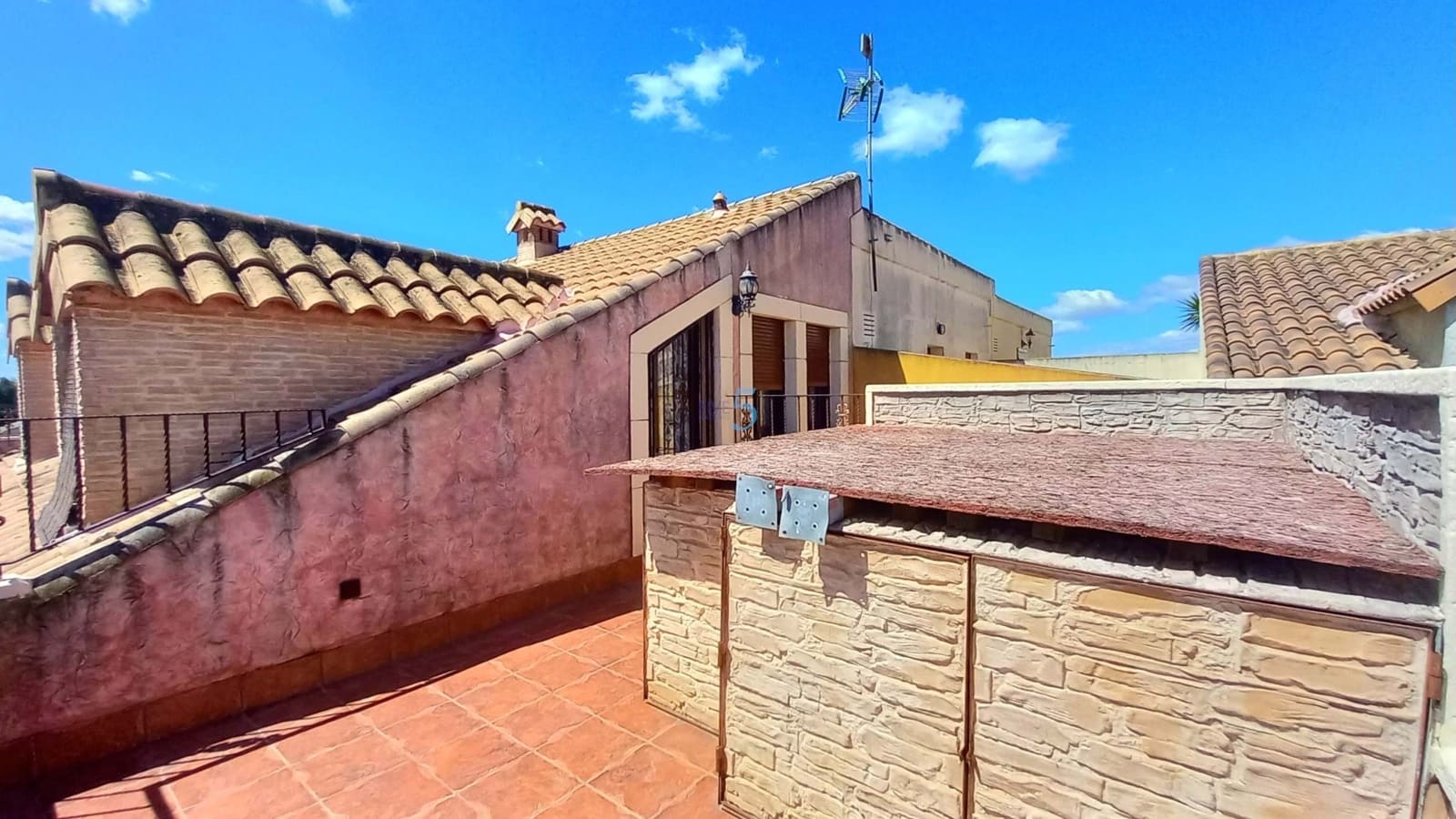 7 soveværelse Byhus til salg i Daya Nueva - € 425.000 (Ref: 8938057)