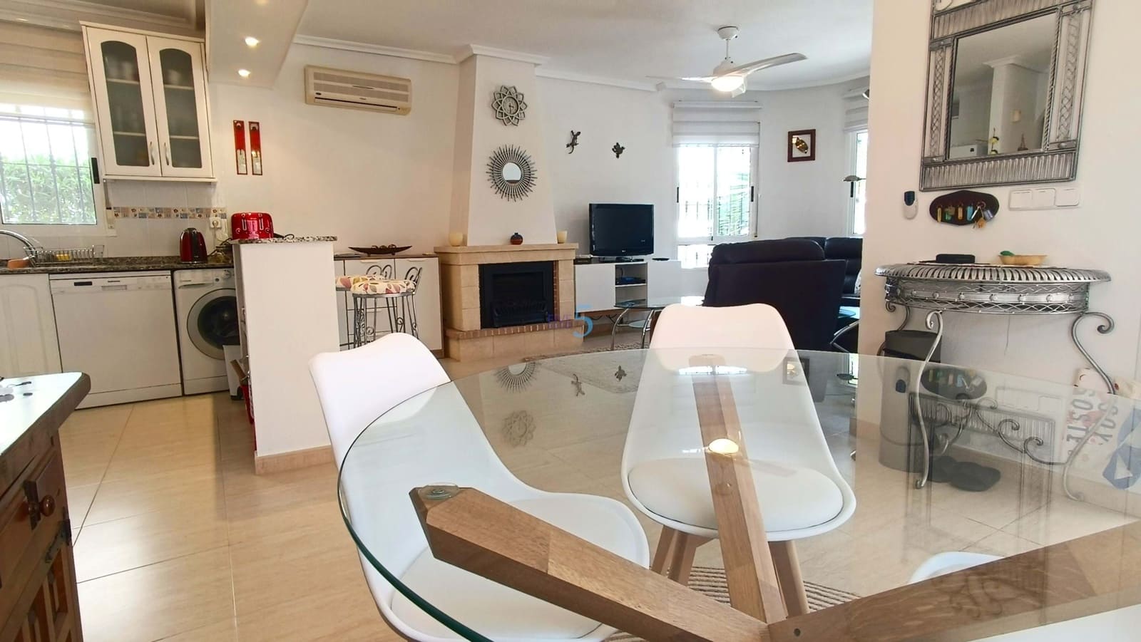 3 soveværelse Villa til salg i El Raso med swimmingpool - € 269.000 (Ref: 8938244)