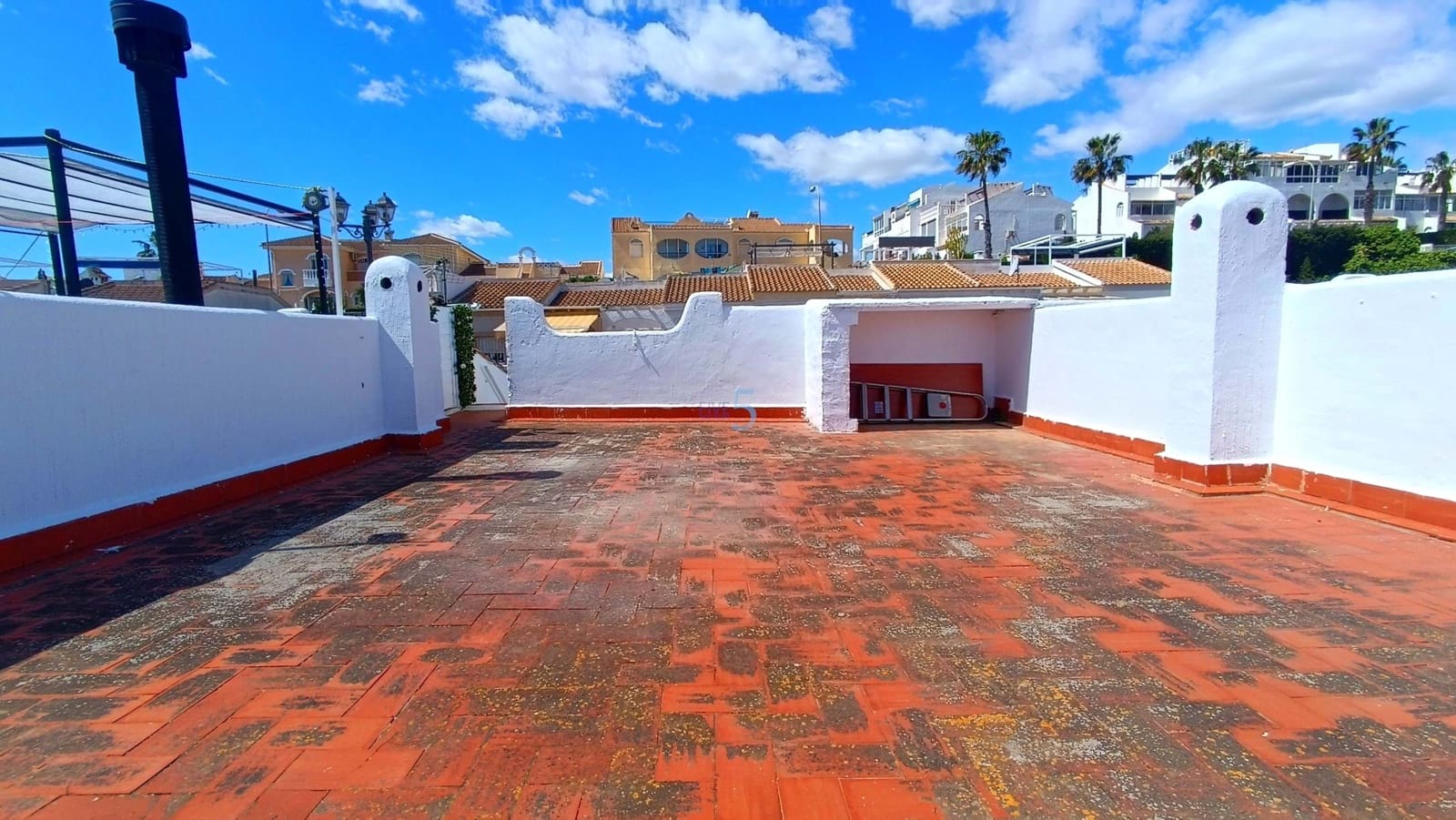 2 bedroom Bungalow for sale in Ciudad Quesada with pool - € 149,950 (Ref: 8940709)