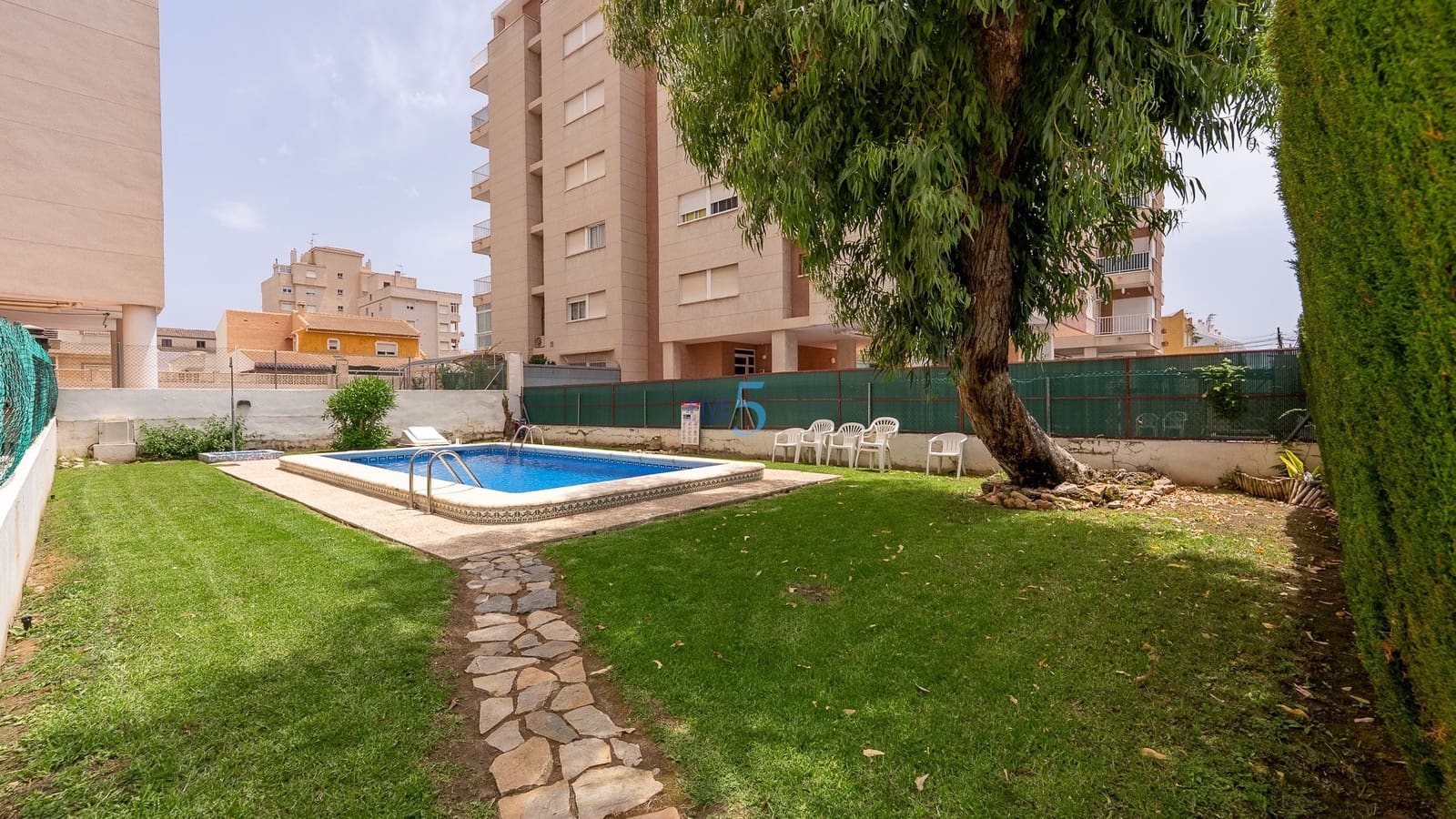 2 soverom Leilighet til salgs i Torrevieja med svømmebasseng - € 119 900 (Ref: 8958262)