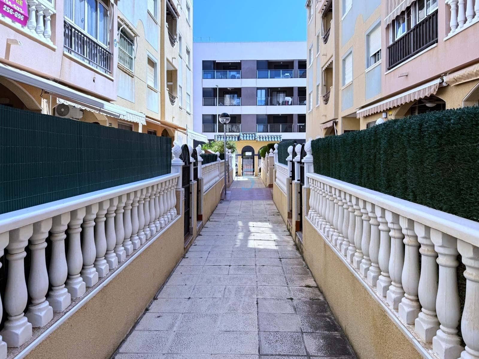 Apartamento de 2 habitaciones en La Mata en venta con piscina - 152.990 € (Ref: 8962038)