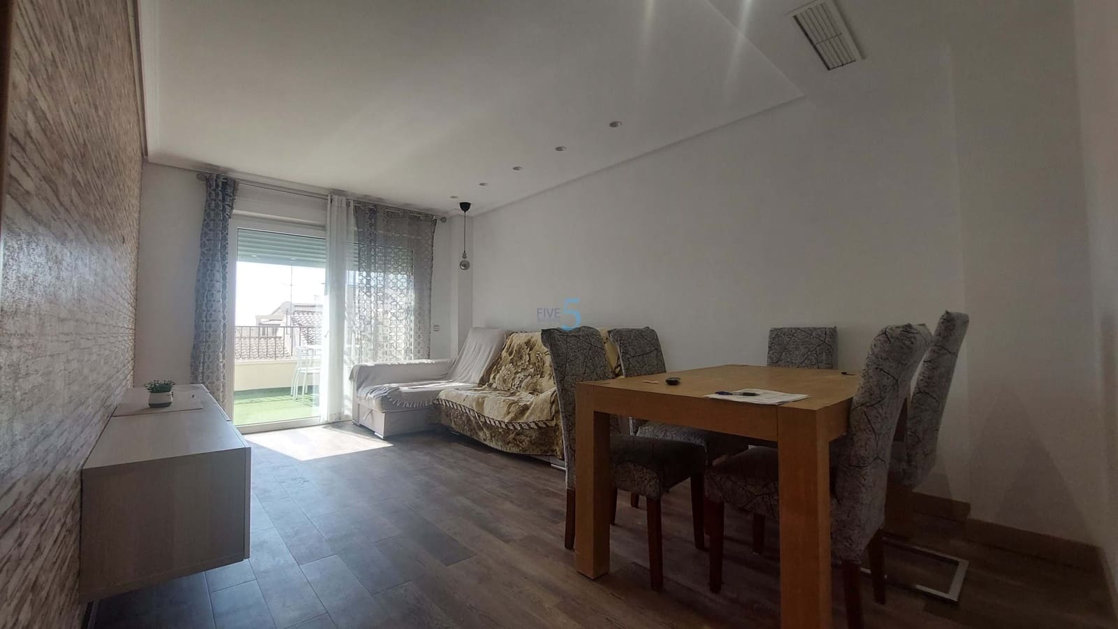 Ático de 2 habitaciones en Pilar de la Horadada en venta con garaje - 139.999 € (Ref: 8971822)