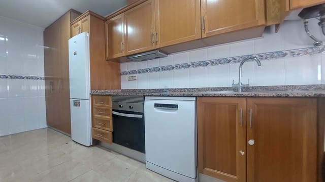 Ático de 2 habitaciones en Pilar de la Horadada en venta con garaje - 139.999 € (Ref: 8971822)