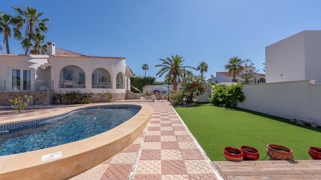 3 camera da letto Villa in vendita in Ciudad Quesada, Rojales con piscina garage - 500.000 € (Rif: 8980391)