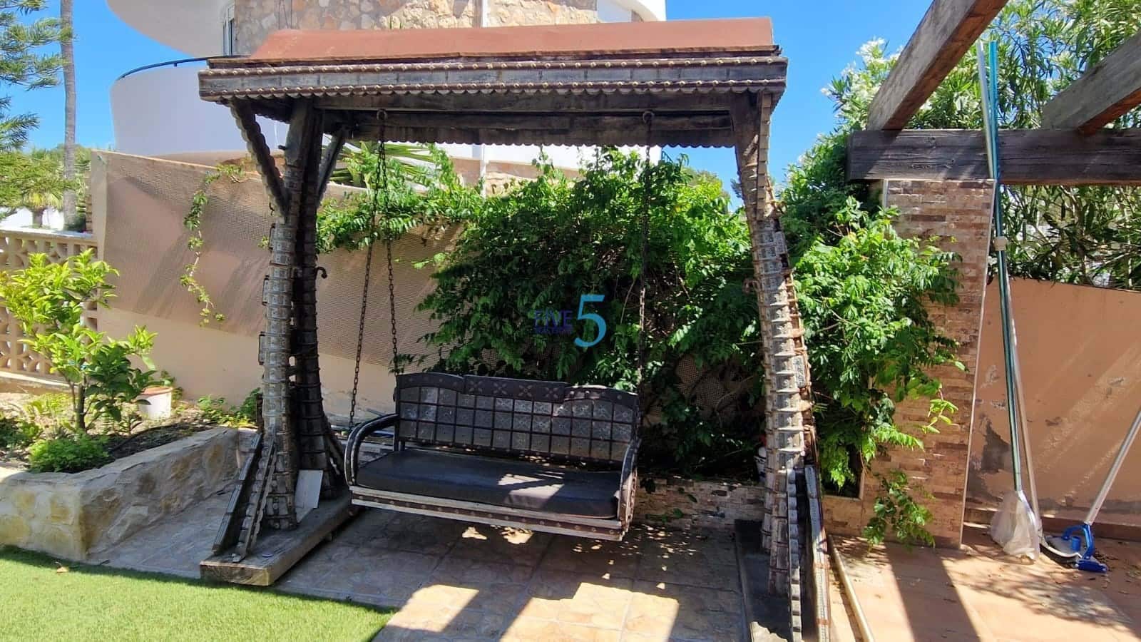 3 bedroom Villa for sale in Los Balcones with pool - € 329,000 (Ref: 8998078)