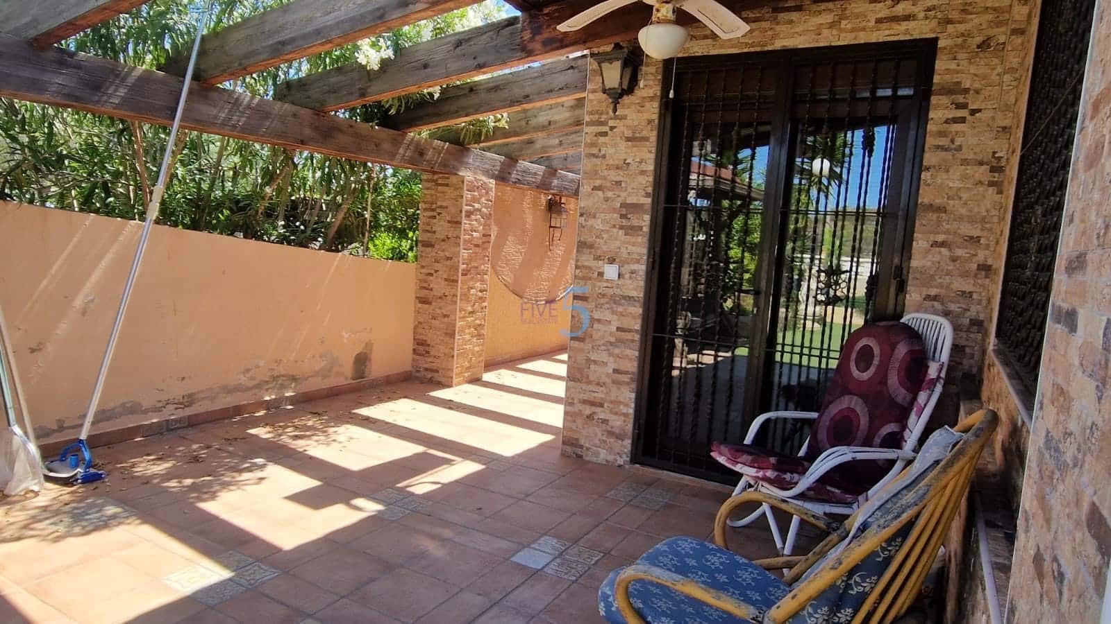 3 bedroom Villa for sale in Los Balcones with pool - € 329,000 (Ref: 8998078)
