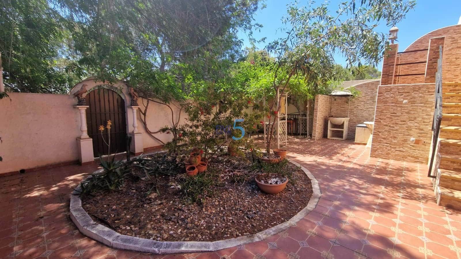 3 bedroom Villa for sale in Los Balcones with pool - € 329,000 (Ref: 8998078)