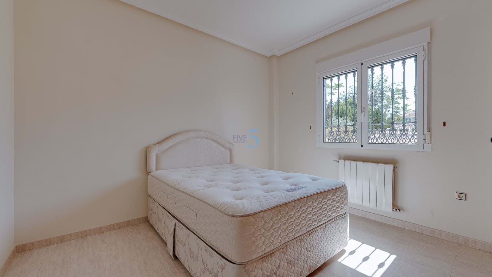 3 bedroom Villa for sale in San Fulgencio with pool garage - € 495,000 (Ref: 9002249)