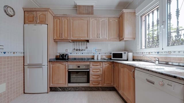 3 chambre Villa/Maison à vendre à San Fulgencio avec piscine garage - 495 000 € (Ref: 9002249)