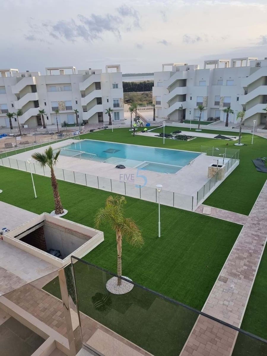 2 bedroom Apartment for sale in El Raso with pool garage - € 295,000 (Ref: 9015574)