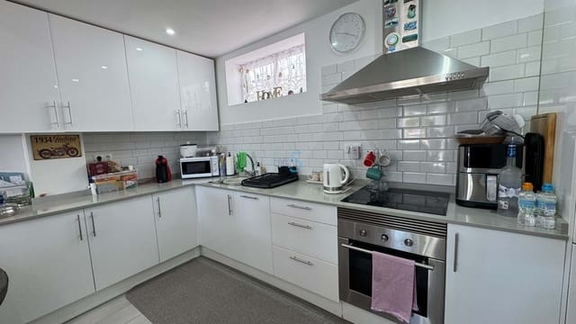 3 soveværelse Villa til salg i Villamartin, Orihuela med swimmingpool - € 239.900 (Ref: 9017105)