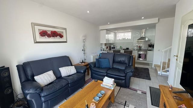 3 soveværelse Villa til salg i Villamartin, Orihuela med swimmingpool - € 239.900 (Ref: 9017105)