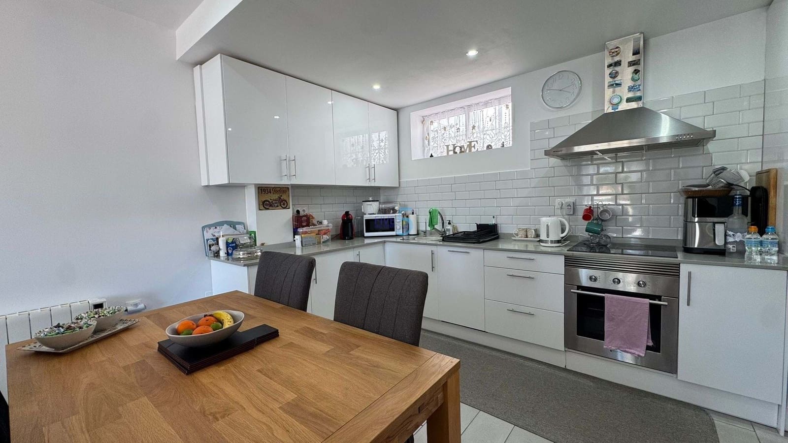 3 bedroom Villa for sale in Villamartin with pool - € 239,900 (Ref: 9017105)