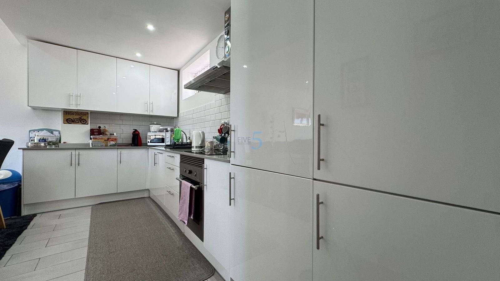 3 bedroom Villa for sale in Villamartin with pool - € 239,900 (Ref: 9017105)